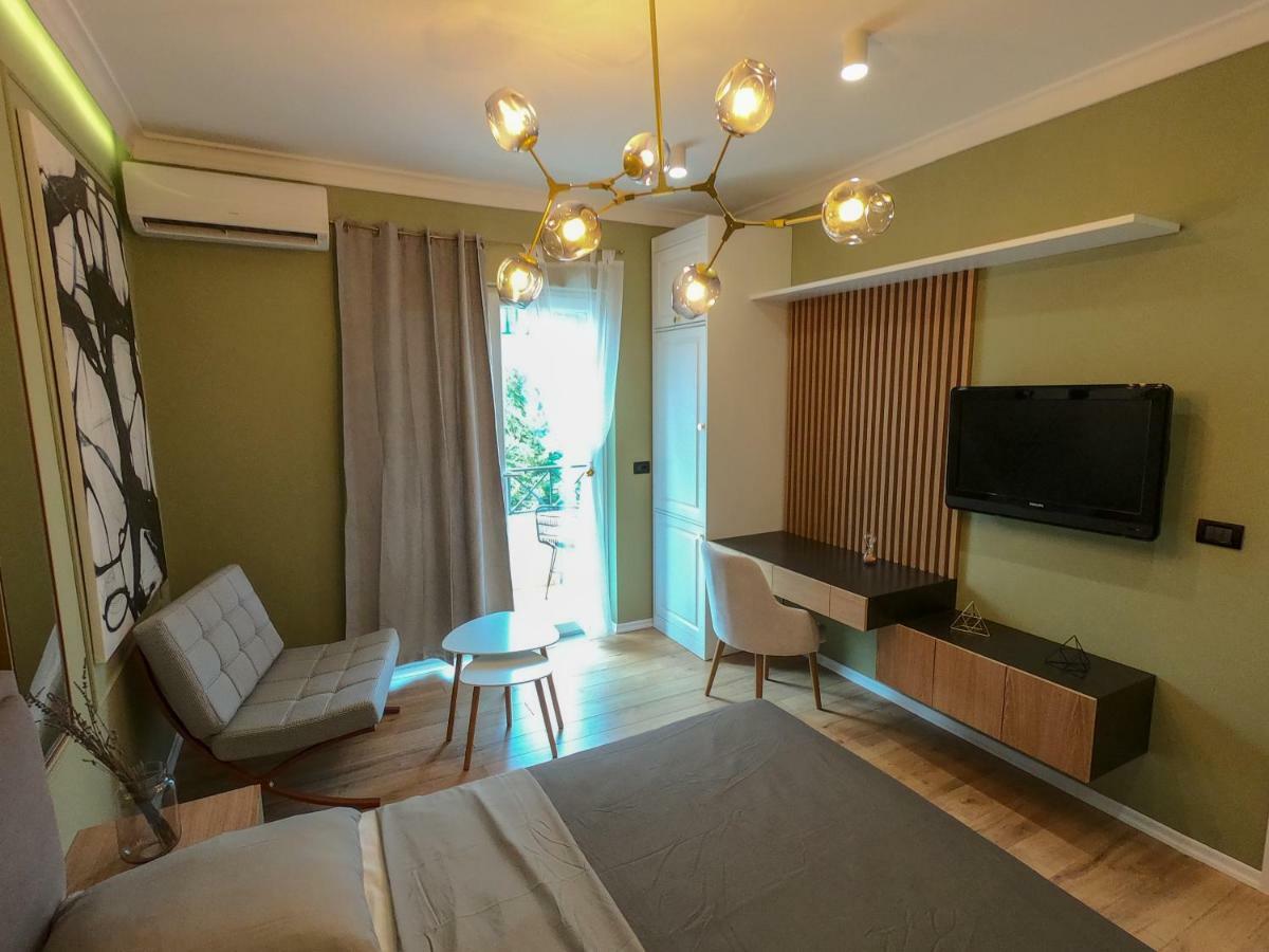 Roza'S Studio Tirana Center Luaran gambar